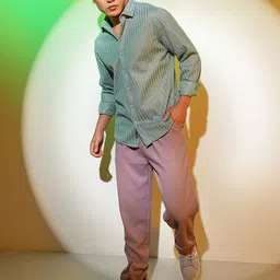 Campus Sutra Men Comfort Opaque Striped Casual Shirt-picture-31