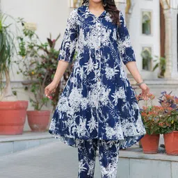 Pistaa Floral Printed Pure Cotton Shirt Collar A-Line Kurta With Trousers-6
