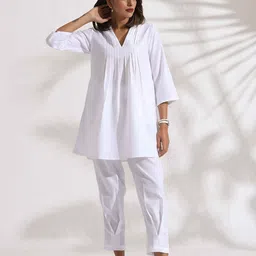 trueBrowns V-Neck Slub Tunic With Trousers-image-19