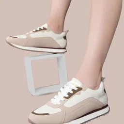 HRX by Hrithik Roshan Women Colourblocked Round Toe Lightweight Sneakers-16