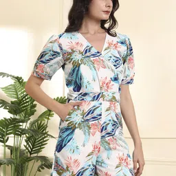 BRINNS Printed V-Neck Jumpsuit-image-11