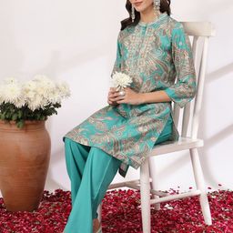 Nayam By Lakshita Paisley Printed Sequinned Mandarin Collar High-Low Kurta With Trouser-image-26