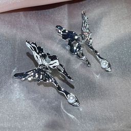VAGHBHATT Silver-Plated Pearls Beaded Butterfly Shaped Drop Earrings-19