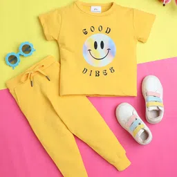Knitting Doodles Girls Graphic Printed Pure Cotton T shirt & Joggers Clothing Set-image-95