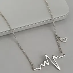 fabula Silver-Plated Heart Shaped Pendant With Chain-25