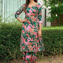 AK FASHION MALL Women Floral Printed Regular Kurta with Trousers-image-18
