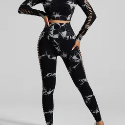 HRX by Hrithik Roshan Printed Round Neck Top With Leggings Co-Ords-picture-31