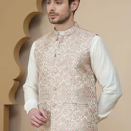 Jompers Men Floral Regular Kurta with Pyjamas image 3