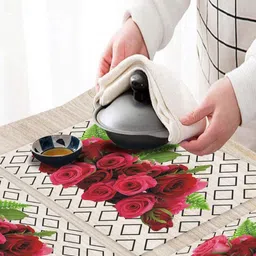 LooMantha Transparent & Red 6 Pieces Printed Rectangular Table Placemats image 4