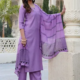 DIVASTRI Women Regular Kurta with Palazzos & With Dupatta image 4