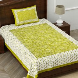 Myntra Elegant Homes Green & White Floral 144 TC Queen Bedsheet with 2 Pillow Covers-image-77