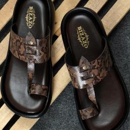 Bizazo Men White Flip Flops-51