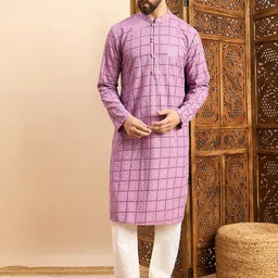 House of Pataudi Embroidered Mandarin Collar Ethnic Wear Kurta-image-24