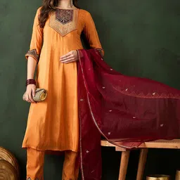 Sangria Orange Sequence Round Neck Anarkali Kurta With Trouser And Dupatta image 4