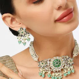 OOMPH Kundan-Studded & Beaded Jewellery Set-40