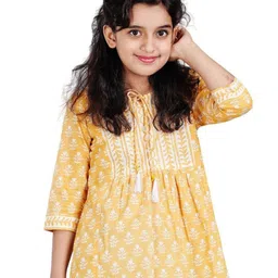 DMP FASHION Girl Ethnic Motifs Print Tie-Up Neck Empire Cotton Top-picture-10