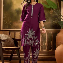 Vastramyaa Women Floral Printed Cotton Kurta with Trousers-picture-19