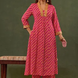 KASYA Printed V-Neck Tunic With Palazzos-image-16