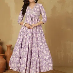 GLAM ROOTS Floral Printed V-Neck Sequinned Cotton Tiered Anarkali Kurta-picture-39