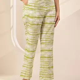 Libas Bandhani Printed Thread Work Straight Kurta with Trouser & Dupatta image 4