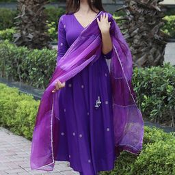 GoSriKi Ethnic Motifs Embroidered Thread Work Kurta With Trousers & Dupatta-21