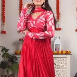 VAAZI CREATOR Women Floral Embroidered Regular Mirror Work Kurti with Trousers & With Dupatta-28