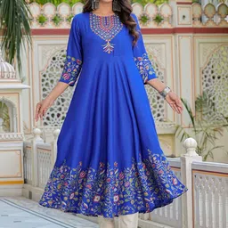 YASH GALLERY Floral Printed Empire Anarkali Kurta-image-9