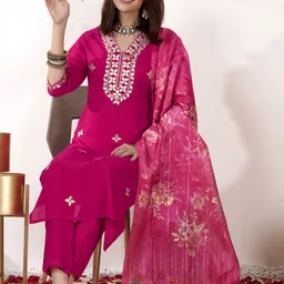 Anouk Floral Embroidered Regular Patchwork Straight Kurta with Trousers & Dupatta-image-55