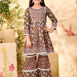 Sangria Girls Printed Pure Cotton Anarkali Kurta & Sharara-picture-56