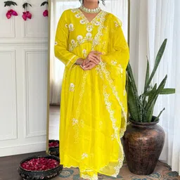Lilots Floral Embroidered Pleated Thread Work Kurta With Trousers And Dupatta-picture-12