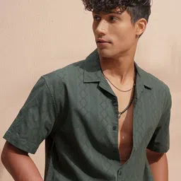 HIGHLANDER Self Design Spread Collar Short Sleeves Casual Dobby Cotton Shirt-image-48
