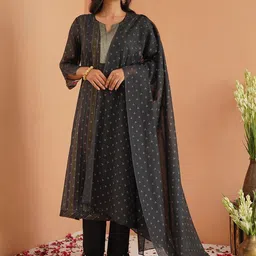 JAYPORE Floral Printed Cotton Silk Dupatta-image-41