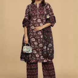 SZN Women Maroon Kurta Sets-picture-49
