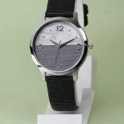 VIRAKTI Women Leather Straps Analogue Watch F-75-BLACK-G-image-99