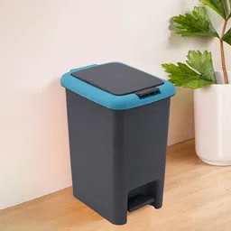 Kuber Industries Grey & Blue Pedal Dustbins - 7L-image-67