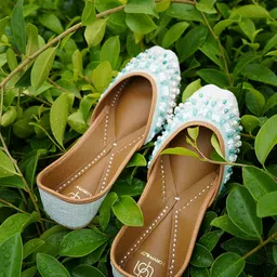 LORYPHILORY Women Embellished Mojaris-image-50