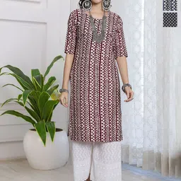 HERE&NOW Selection Of 3 Ethnic Motifs Printed Round Neck Straight Kurta-picture-7