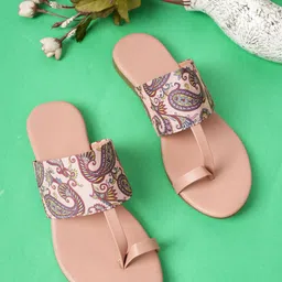 Walkfree Women Printed One Toe Flats with Bows-31