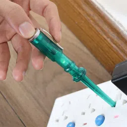 as tool center Digital Voltage Tester image 5
