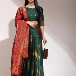 Payu Semi-Stitched Lehenga & Unstitched Blouse With Dupatta-picture-8