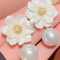 AKISON JEWELS Floral Studs Earrings-image-20
