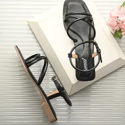 KARADDI Women Open Toe Flats-36