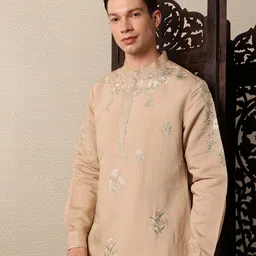 House of Pataudi Floral Embroidered Mandarin Collar Jashn Kurta-picture-46