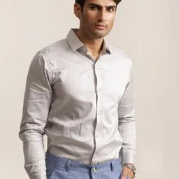 Uncluttered Closet Men Standard Fit Spread Collar Solid Satin Casual Shirt-image-73