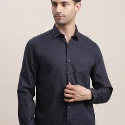 Turtle Men Standard Slim Fit Spread Collar Micro Ditsy Printed Cotton Formal Shirt-image-65