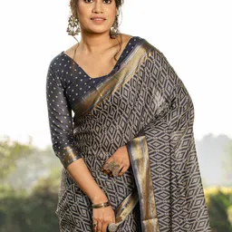 Anouk Rustic Ethnic Motifs Block Print Saree image 3