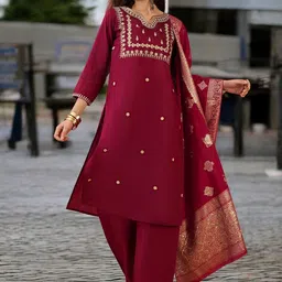 Blissta Floral Embroidered Notch-Neck Straight Sequinned Kurta With Trousers And Dupatta-image-29