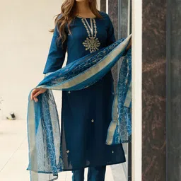 URMIR FASHION Women Ethnic Motifs Embroidered Regular Thread Work Kurta with Trousers & With Dupatta-picture-4