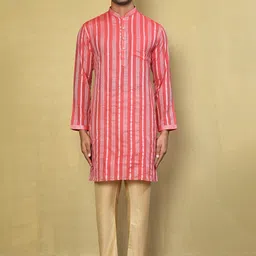 Arihant Rai Sinha Men Regular Pure Cotton Kurta with Pyjamas-image-90
