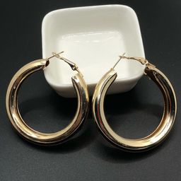 Just Lil Things Gold-Toned Circular Hoop Earrings-11